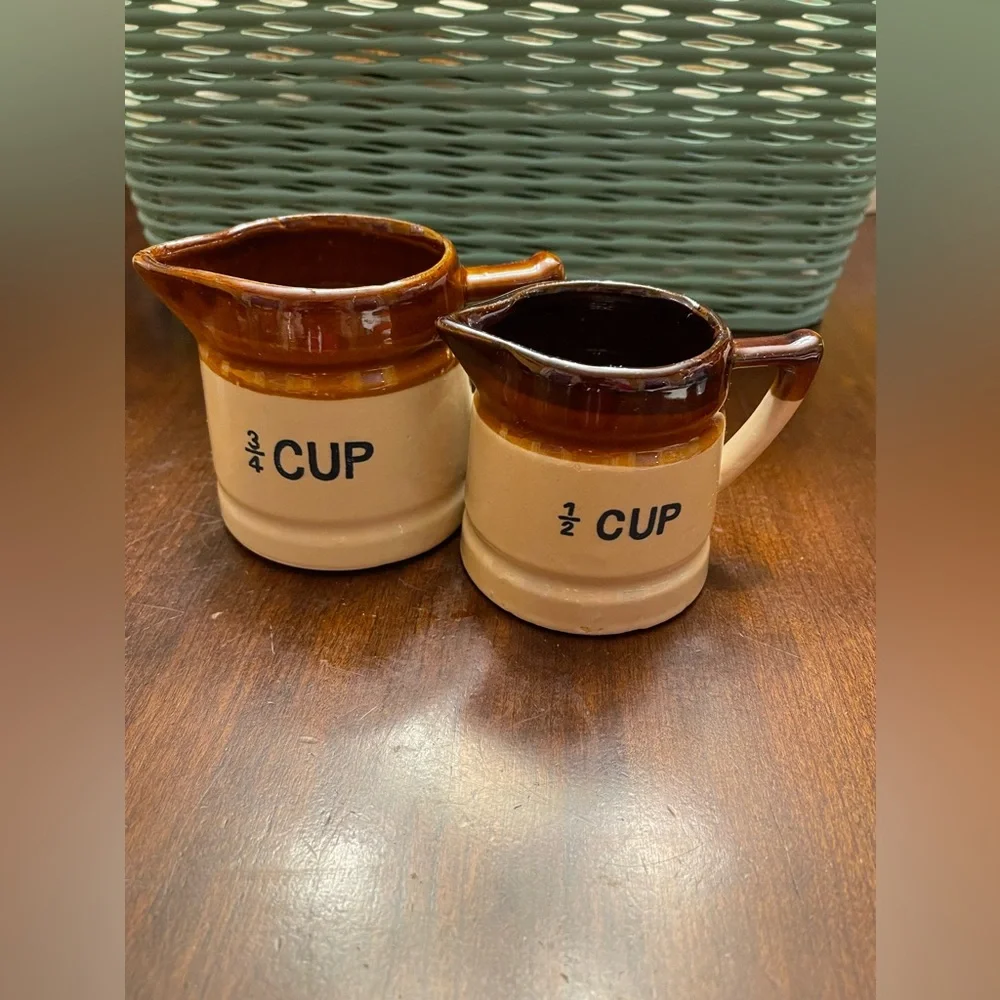 Assorted Vintage Ceramic Items